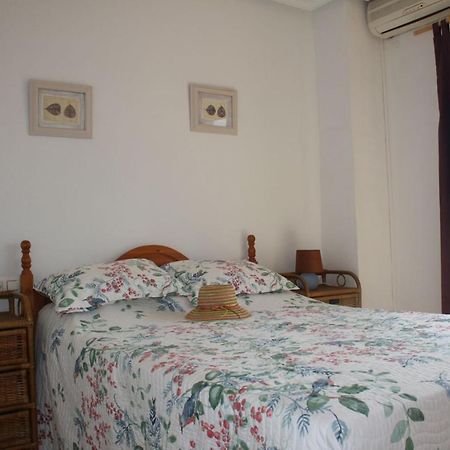 Town House Villa ลอสเนียโตส ภายนอก รูปภาพ